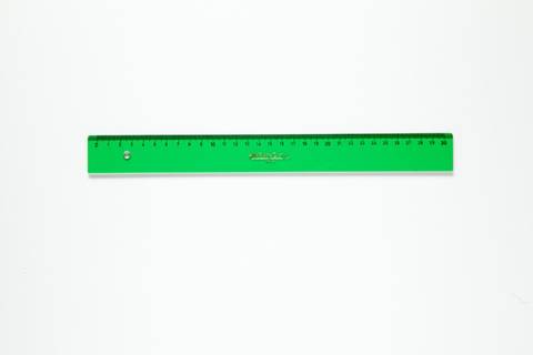 Foto de Regla de plástico Faber Castell en verde transparente de 30 cm (600037)